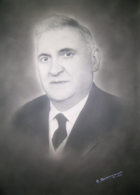 965.jpg