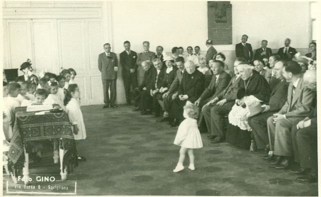 979.jpg
