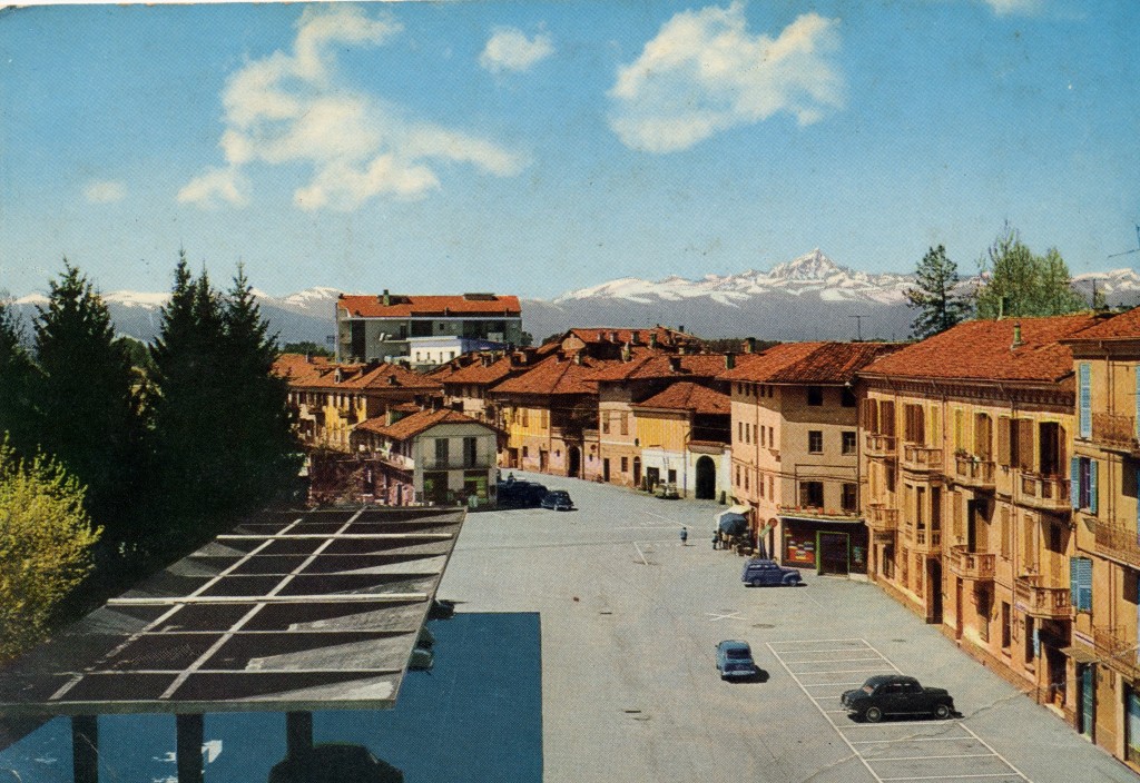 Piazza cavour